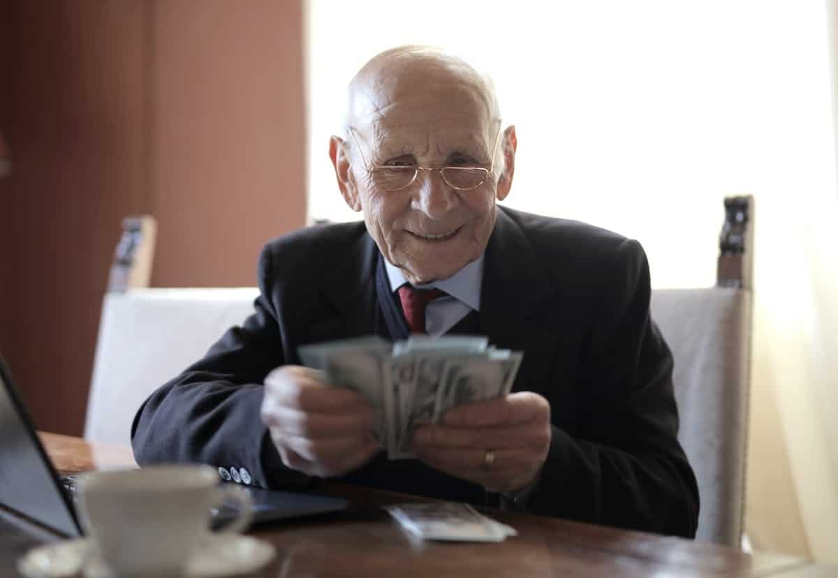 seniors  finances